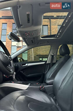 Седан Audi A4 2012 в 