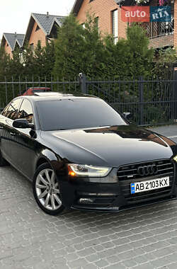 Седан Audi A4 2012 в 