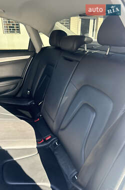 Седан Audi A4 2015 в 
