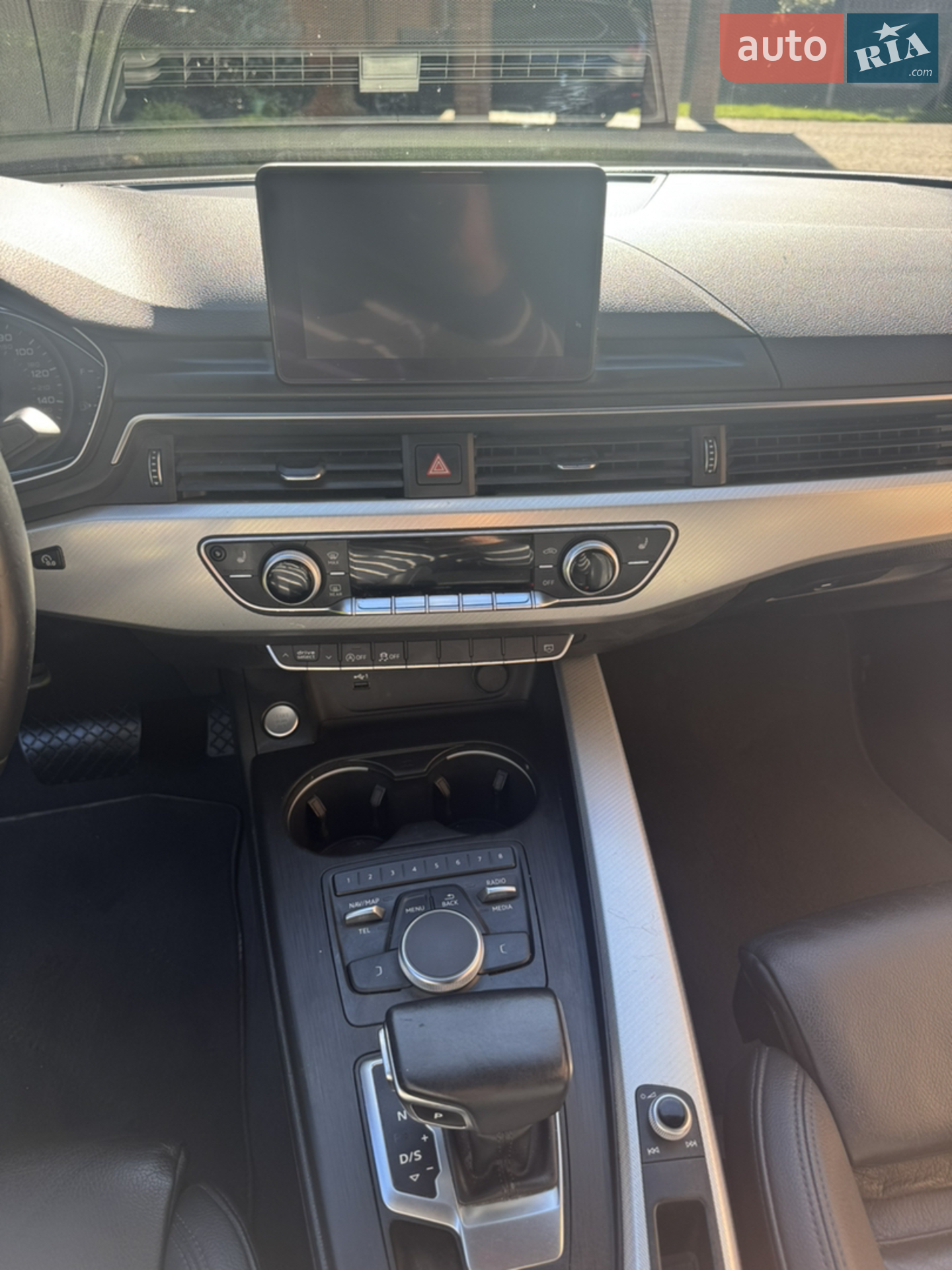 Audi A4 2018 VIN WAUGMAF41KN004404 фото оголошення 21 з 48