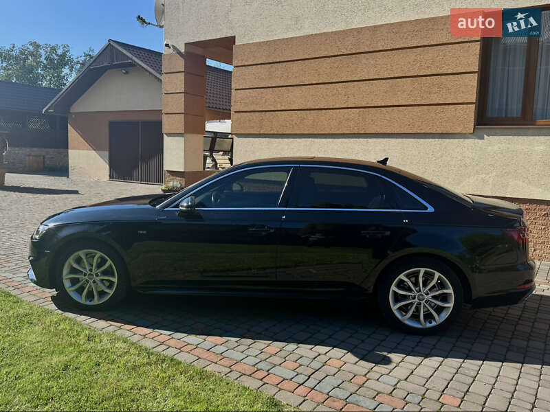 Седан Audi A4 2018 в Косове