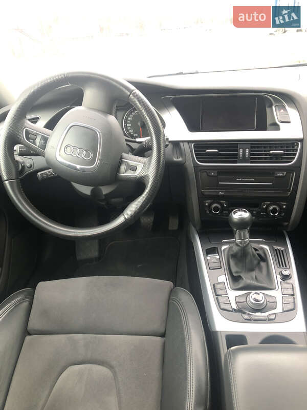 Универсал Audi A4 2010 в Николаеве