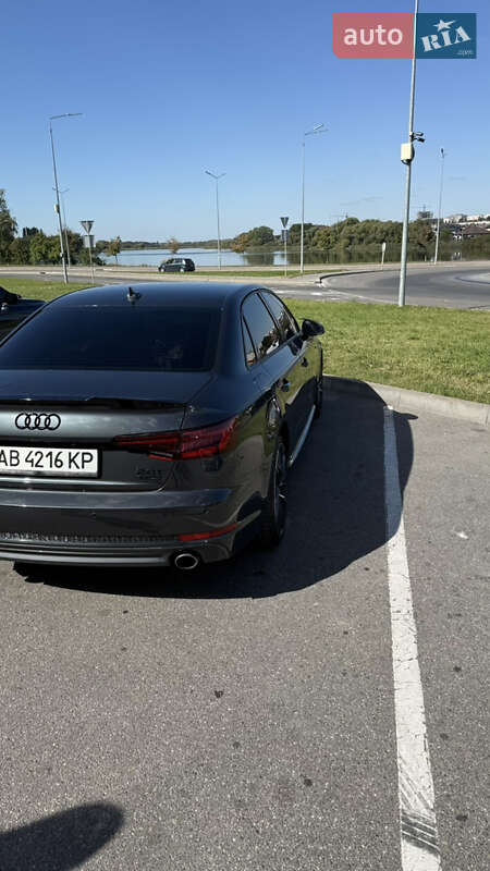 Седан Audi A4 2018 в Вінниці