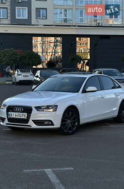 Седан Audi A4 2012 в 