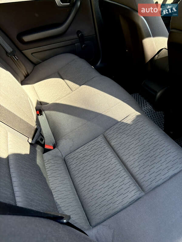 Седан Audi A4 2005 в Житомире
