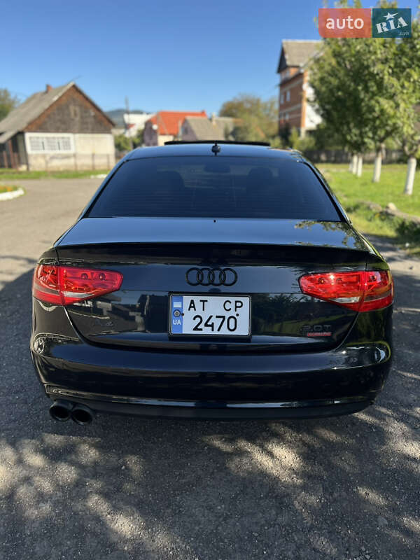 Седан Audi A4 2012 в Хусте