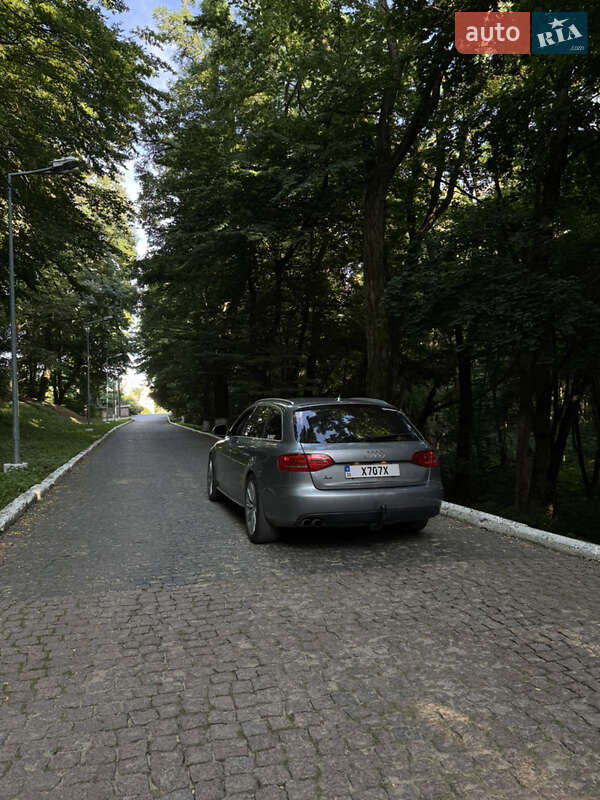Універсал Audi A4 2010 в Чернівцях