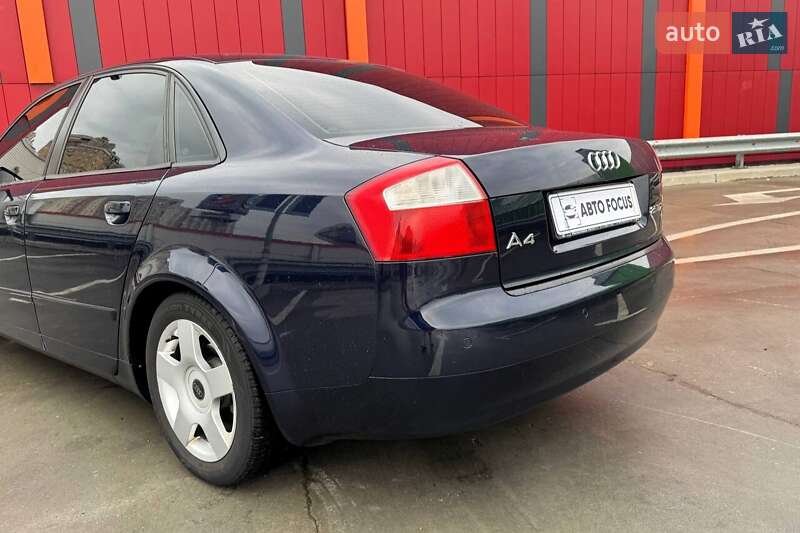 Седан Audi A4 2004 в Киеве