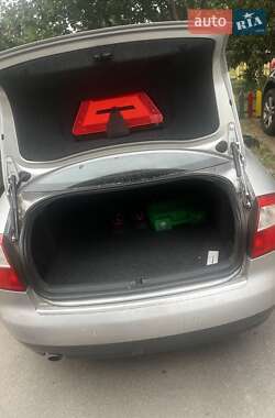 Седан Audi A4 2001 в 