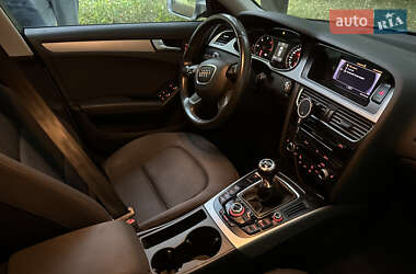 Седан Audi A4 2012 в 