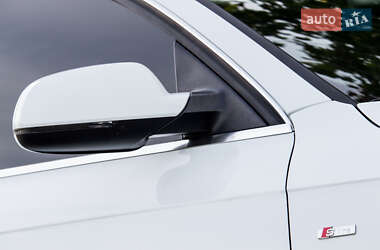Седан Audi A4 2014 в 