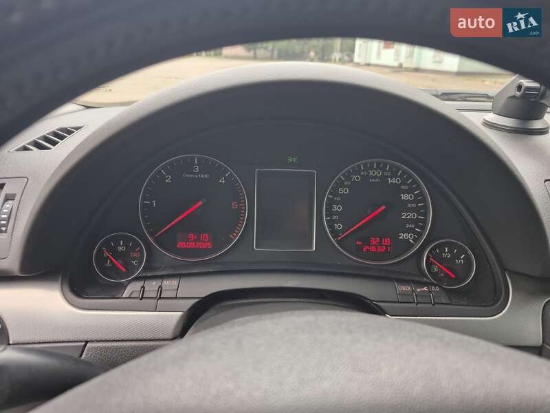 Универсал Audi A4 2002 в Петропавловке