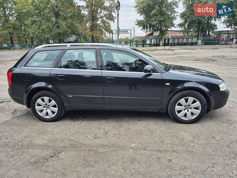 Универсал Audi A4 2002 в Петропавловке
