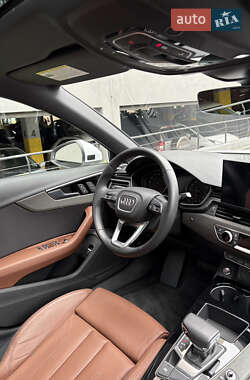 Седан Audi A4 2024 в Львове