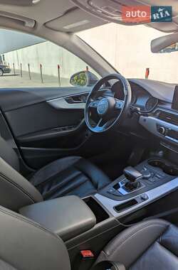 Седан Audi A4 2017 в 