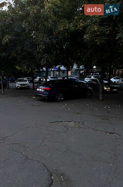 Седан Audi A4 2021 в 