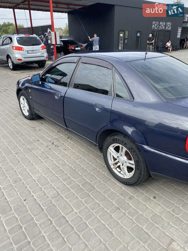 Седан Audi A4 1997 в Кривому Розі