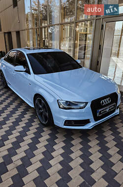 Седан Audi A4 2014 в 