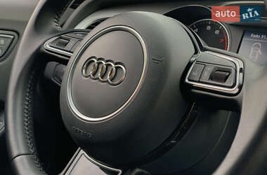 Седан Audi A4 2015 в 