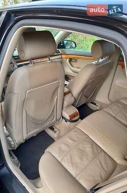 Седан Audi A4 2003 в 