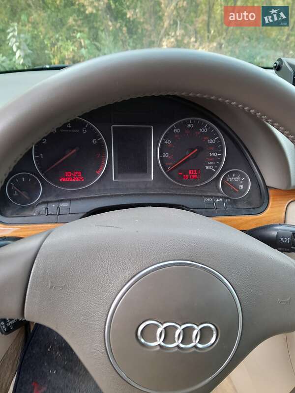 Седан Audi A4 2003 в Харькове