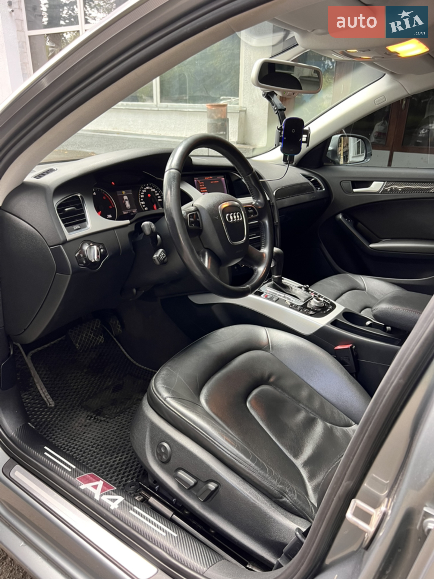 2010 Audi A4 - мініатюра 17