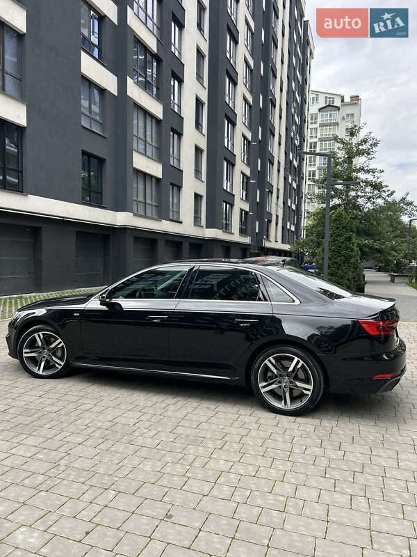 Седан Audi A4 2016 в Ивано-Франковске