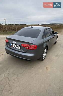 Седан Audi A4 2014 в 