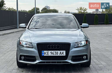 Седан Audi A4 2011 в 