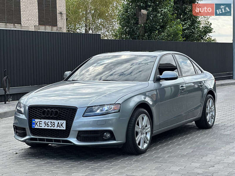 Седан Audi A4 2011 в Дніпрі