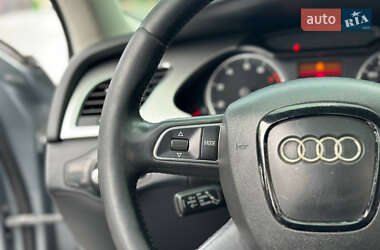 Седан Audi A4 2011 в 