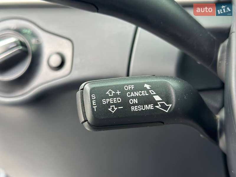 Седан Audi A4 2011 в Дніпрі