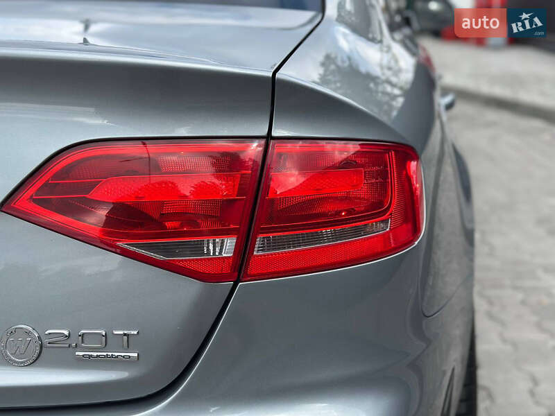 Седан Audi A4 2011 в Дніпрі