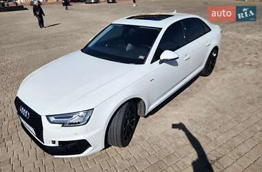 Седан Audi A4 2018 в 