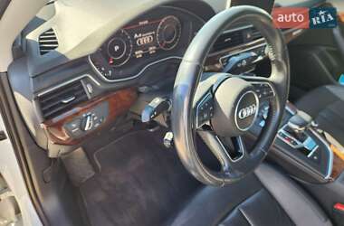 Седан Audi A4 2018 в 