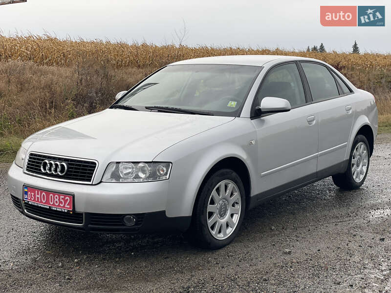 Седан Audi A4 2002 в Корсунь-Шевченківському