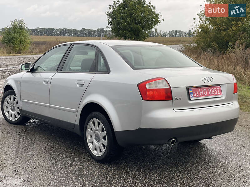 Седан Audi A4 2002 в Корсунь-Шевченківському