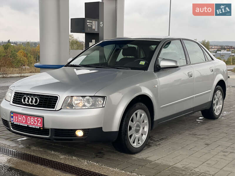 Седан Audi A4 2002 в Корсунь-Шевченківському