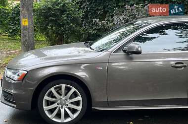 Седан Audi A4 2014 в 