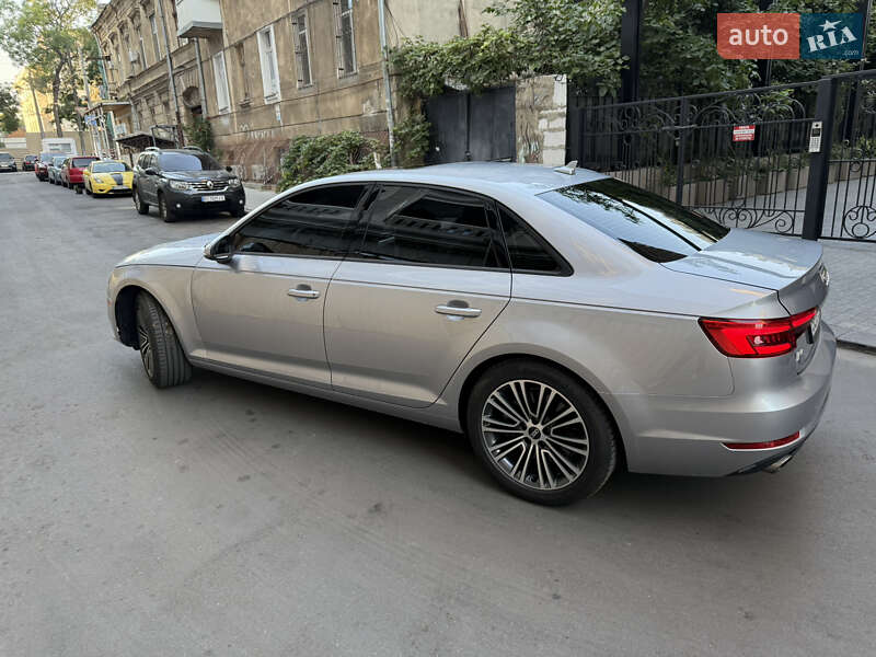 Седан Audi A4 2016 в Одессе