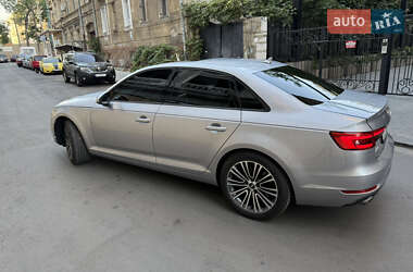 Седан Audi A4 2016 в 