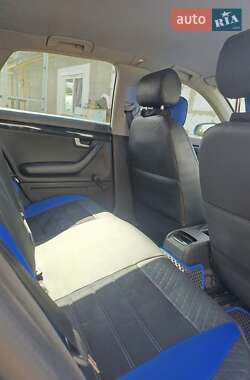Седан Audi A4 2003 в 