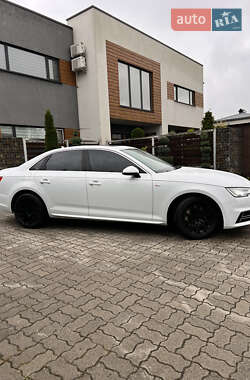 Седан Audi A4 2016 в 
