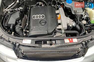 Седан Audi A4 2002 в 