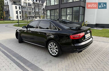 Седан Audi A4 2013 в 