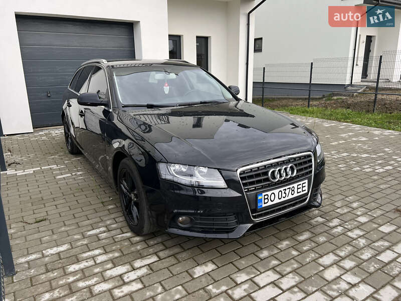 Универсал Audi A4 2011 в 