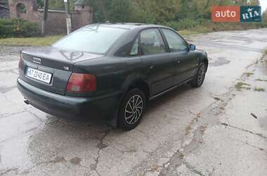 Седан Audi A4 1996 в 