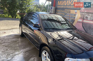 Седан Audi A4 1998 в 