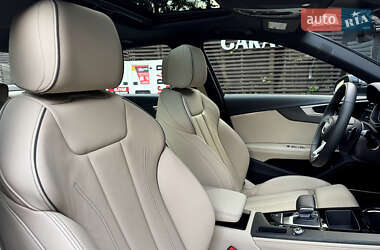 Седан Audi A4 2024 в 