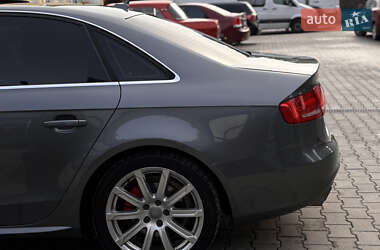 Седан Audi A4 2012 в 